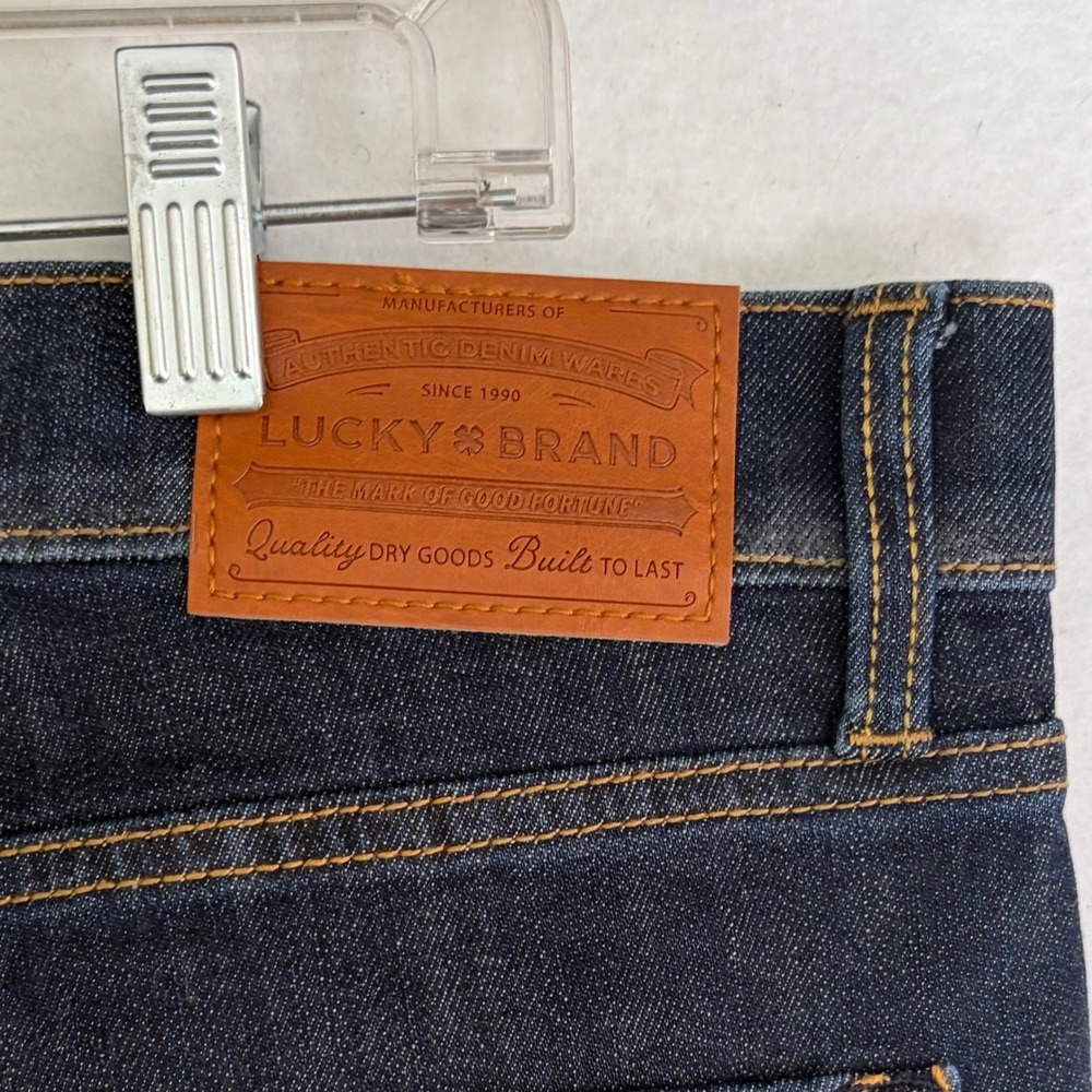 Lucky Brand 221 Straight Jeans Mens 36x32 Dark Wash NEW Advanced Stretch Denim - Picture 5 of 10